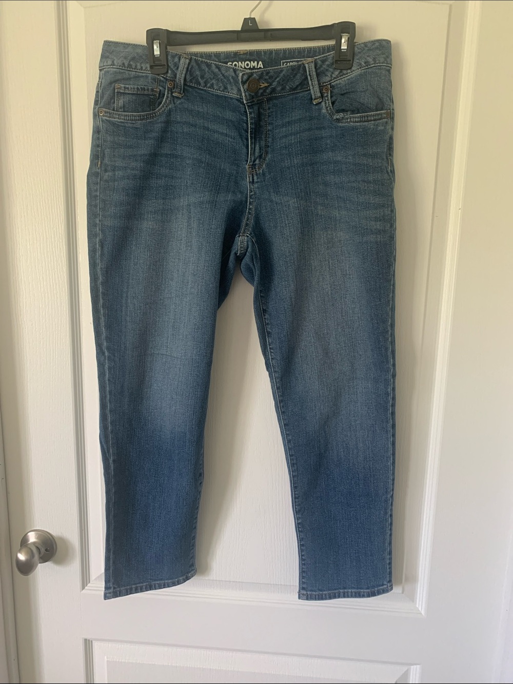 Sonoma Cropped Capri’s Ankle Jeans in Medium Blue Wash